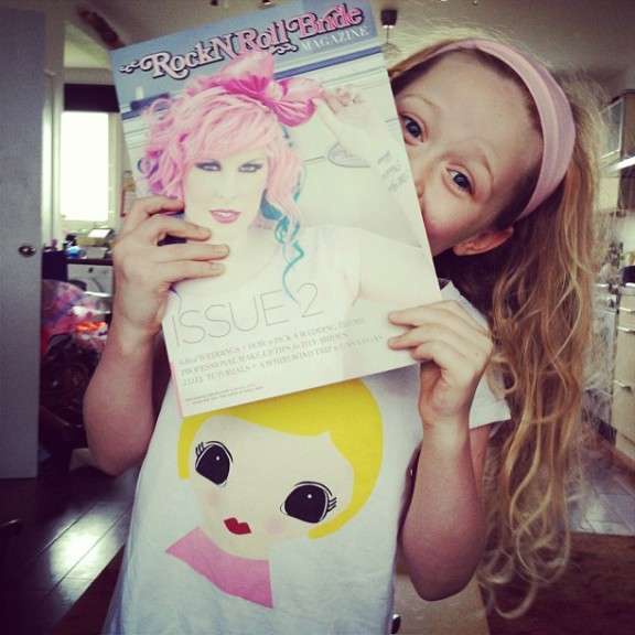 rock n roll bride magazine fan photos2