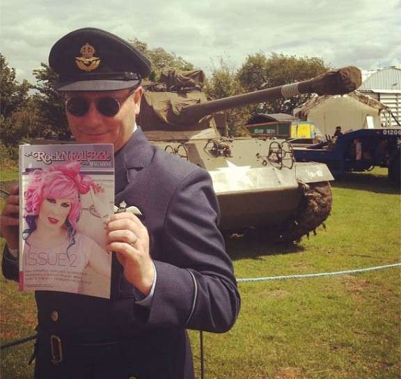 rock n roll bride magazine fan photos35