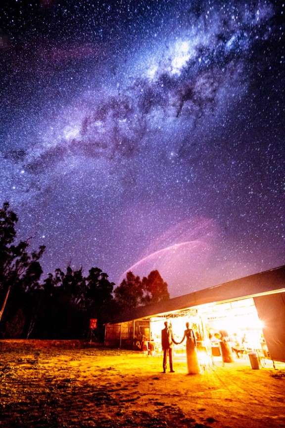 milky-way-wedding-photo-by-lakshal-perera