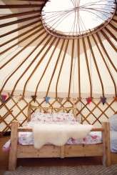 Lydia Stamps Photography Quirky DIY Yurt Wedding 486