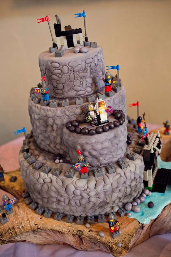 20 Geeky Wedding Cakes That Will Blow Your Socks Off · Rock n Roll Bride
