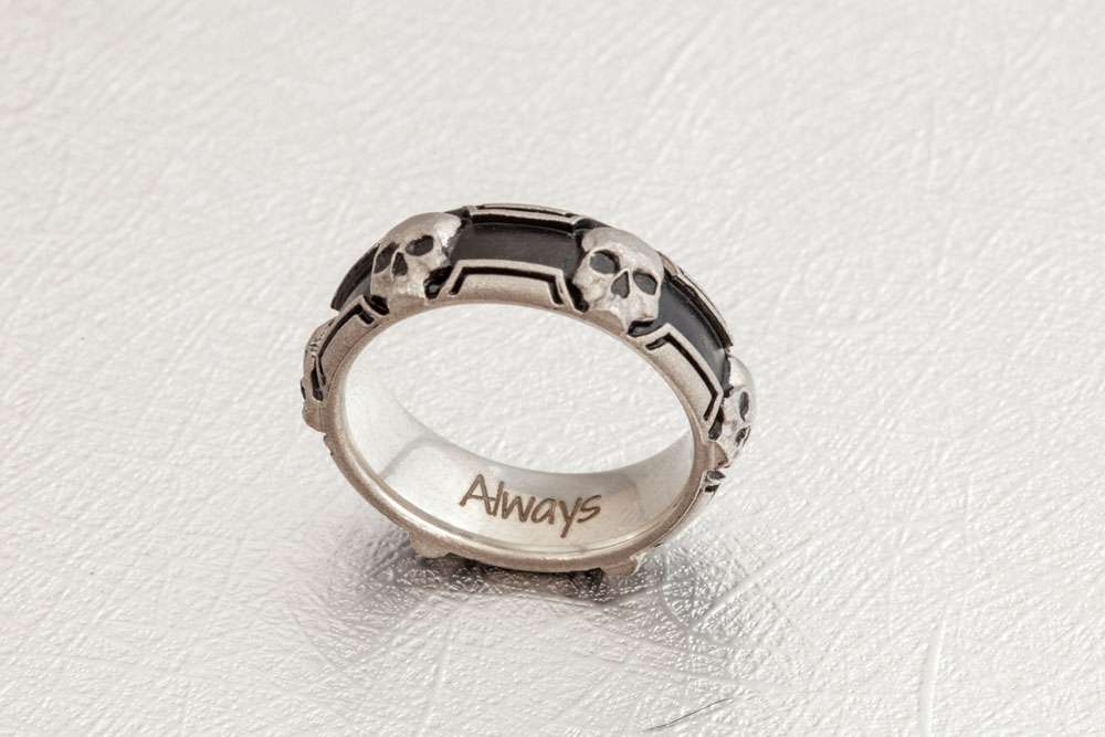 Design the Alternative Wedding Ring You've Always Wanted with CustomMade (8)