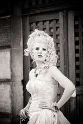 8a rock n revolution paris marie antoinette punk rock shell de mar