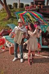 mangoRED MARK-&-JOLINA-08