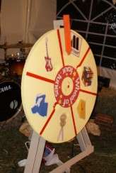 country vintage glastonbury festival wedding36