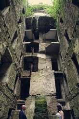 CarolineJohnnyAssassynation-400