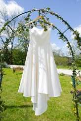 Tipi-Wedding-in-Wales-Daffodil-Waves-Photography051