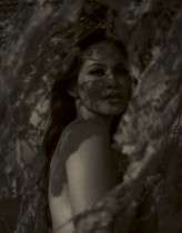 FRANCIS & MAYONE 9_Mangored.jpg