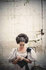 Vitage-Farmyard-Engagement-Shoot-Jacki-Bruniquel-05