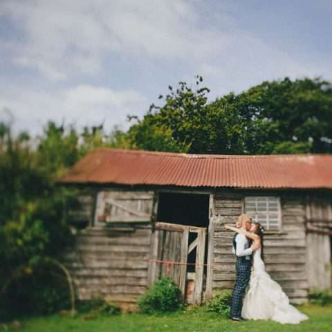 rock-n-roll-quirky-tattooed-farm-wedding-sophie-tom-2421