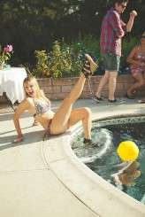 DearToMyArtPhotography_pool_party_surprise_wedding_0037