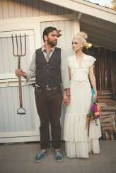 DearToMyArtPhotography_pool_party_surprise_wedding_0216