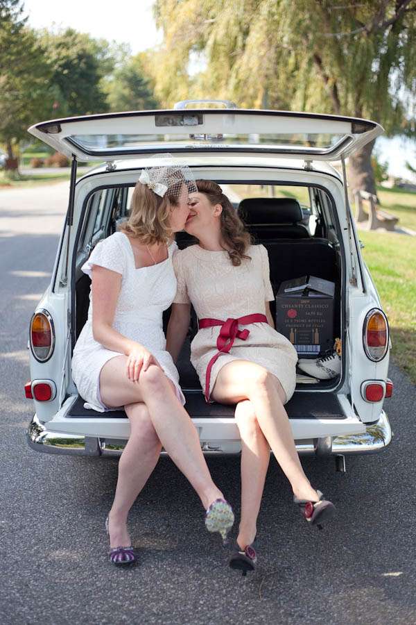Destination Retro Lesbian Wedding Alexa Clarke Kent Photography 5009
