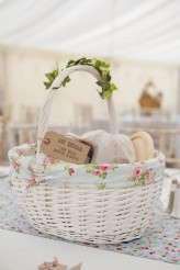 kitsch british wedding source images50