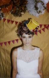 NEON_READYLUCK_LINDSAYHITE0110