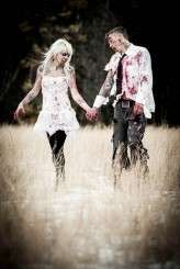 zombie_engagement_banff_wedding_photographer_kimpayantphotography_11