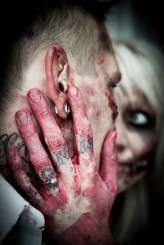 zombie_engagement_banff_wedding_photographer_kimpayantphotography_27