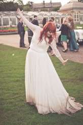 60sfestivalwedding_modernvintageweddings-186