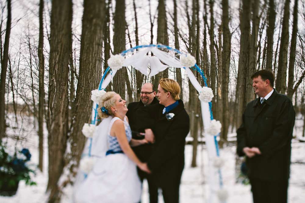 winter-barn-wedding-taylorroadesphotography-0043