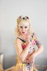 haywood jones alternative wedding photography polka dot shoot 55