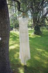 Alternative DIY Tipi Wedding_Lydia Stamps Photography 005