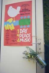 Alternative DIY Tipi Wedding_Lydia Stamps Photography 660