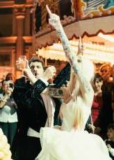 TheWeddingCircus_150_F&MCheers