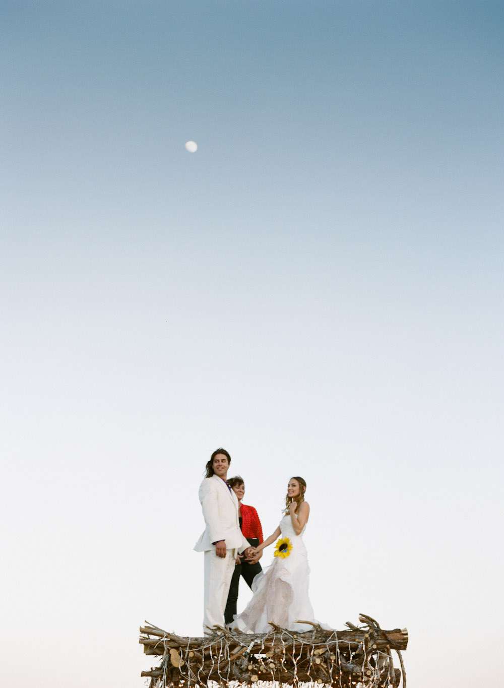 alternative vegas desert wedding gaby j photography 138