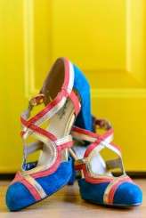 artsyCapeCodWedding0010CoCoBoardmanforKristaPhotography