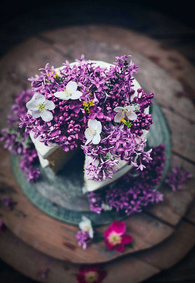 lavender wedding cake