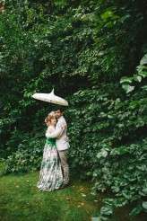 lara & gav’s cute and quirky back garden wedding.