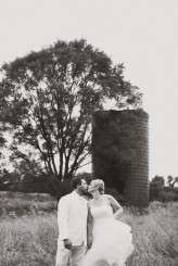 View More: http://jvephoto.pass.us/rocknrollbride