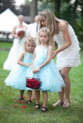 View More: http://jvephoto.pass.us/rocknrollbride