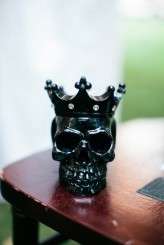 View More: http://jvephoto.pass.us/rocknrollbride