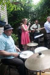 FreshBrooklynBackyardWedding_HeatherPhelpsLipton-253