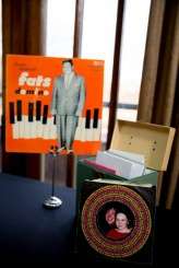 Music_nerd_cat_lover_Chicago_Wedding_by_Sprung_Photo114