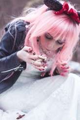 Trash the dress_ Louise Furlow_159