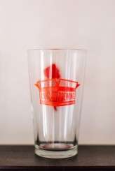 home-brewed-beer-wedding_The-Markows-Photography-117