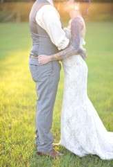 something blue tattooed barn wedding43