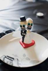 all black themed wedding35