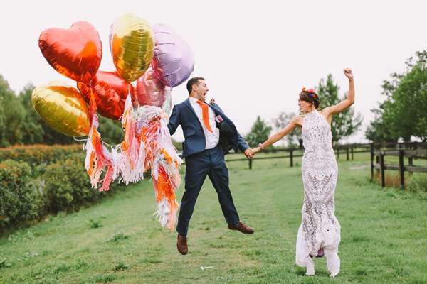 Ruffled - photo by http://larahotz.com/ - http://ruffledblog.com/australian-polo-club-wedding/