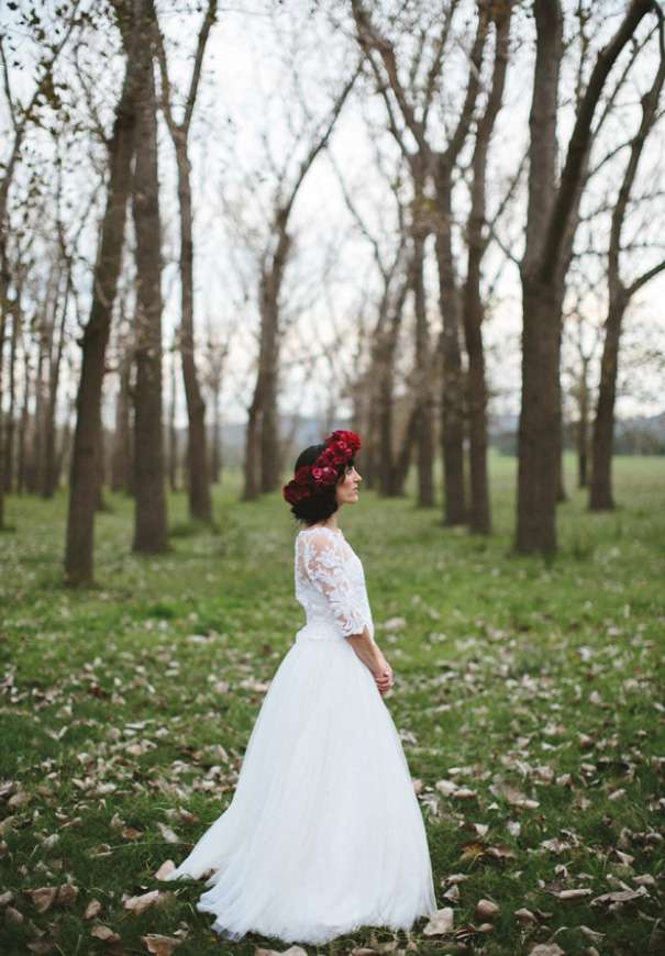 james-frost-red-roses-Mindaribba-House-wedding-tocal-bride5