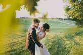 romantic-rocknroll-iowa-wedding_homespun-creative-323