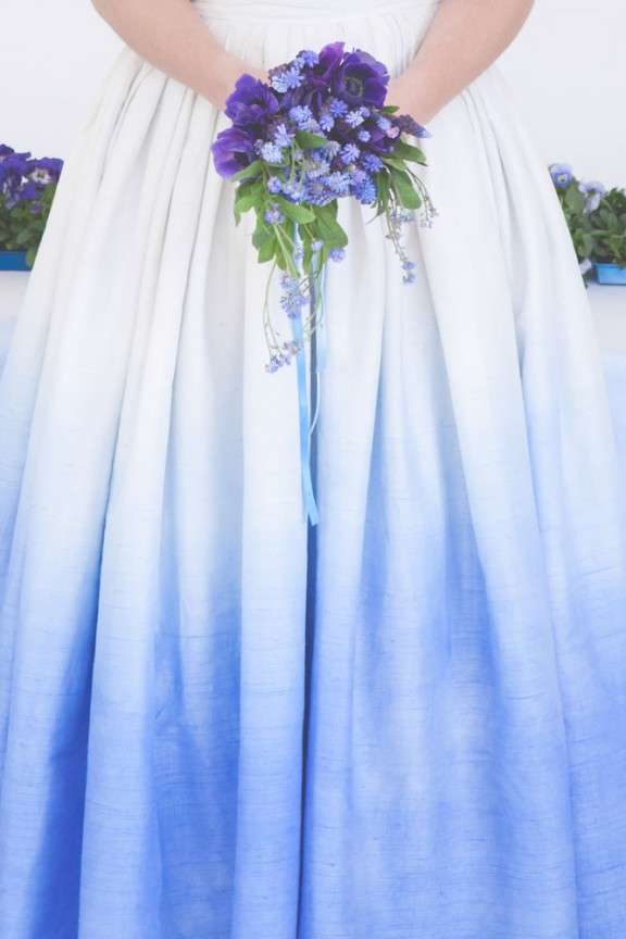 diy dip dyed wedding dress and wedding table3