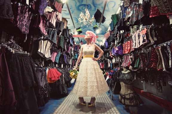 Stables-Market_RocknRollBride-72_blog-576x382