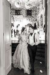 taxidermy and alternative wedding at Aynhoe park (35)