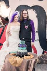 Wedding at the Neon Graveyard in Vegas (21)