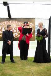 freakshow circus wedding (34)