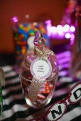 Eighties wedding Georgetown ballroom (25)