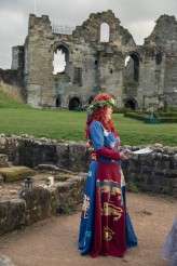 Gothic Halloween Wedding… With Sphynx Cats (18)